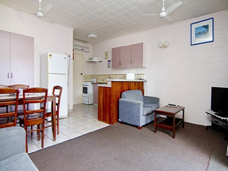 Sky View Units Bowen Aparthotel Exterior photo